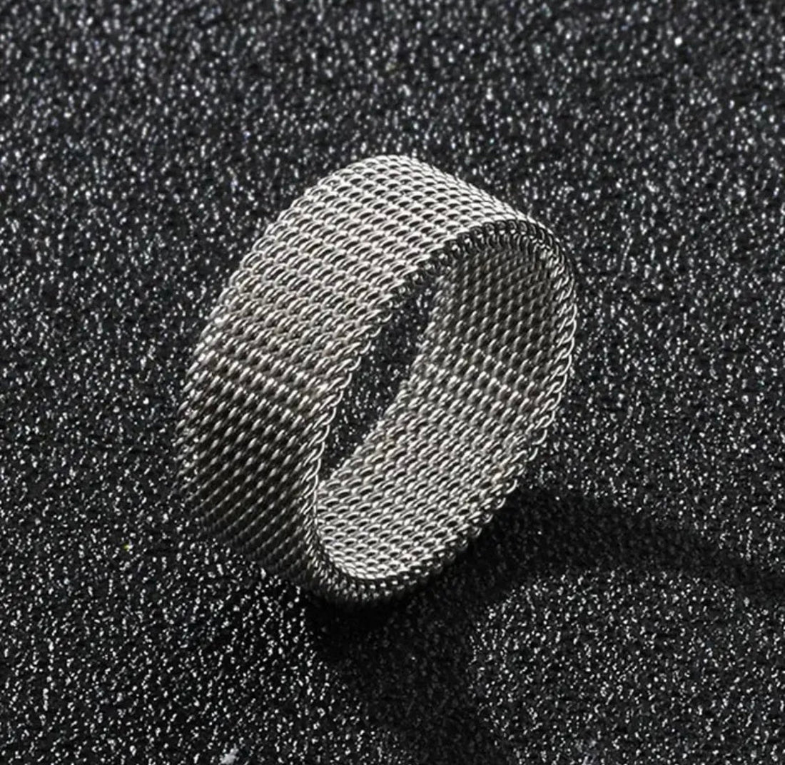 Mesh Wave Ring